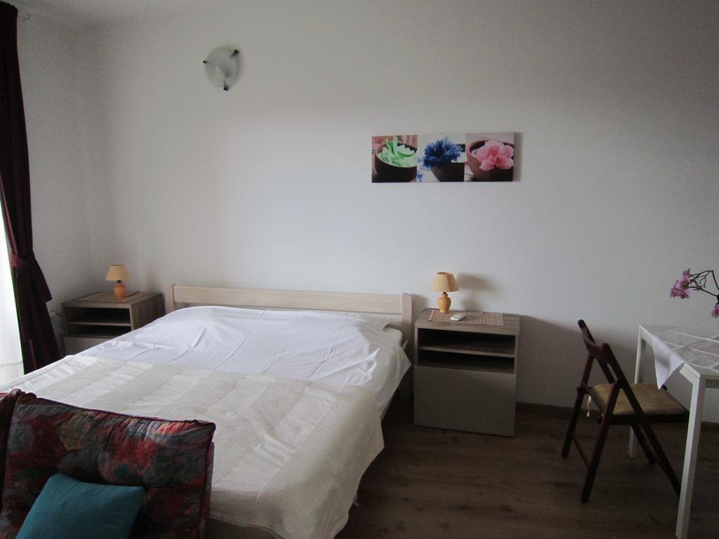 סנג' Studio Apartment Maria מראה חיצוני תמונה