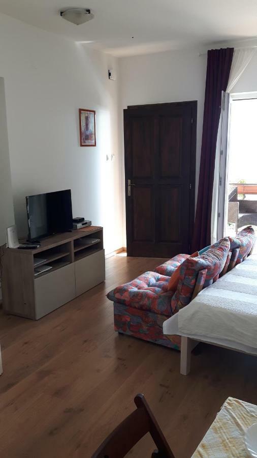 סנג' Studio Apartment Maria מראה חיצוני תמונה